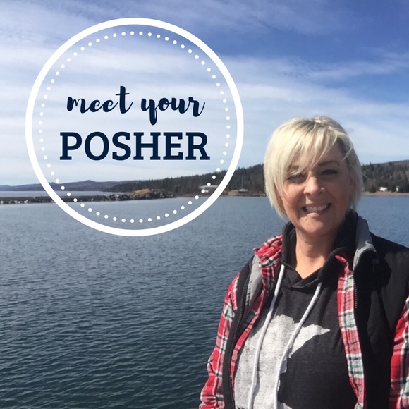 Vintage & modern treasures in home goods & clothes - Picture 8 of 9